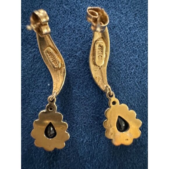 10K yellow gold tear drop blue sapphire and diamonds earrings. - Picture 2 of 7